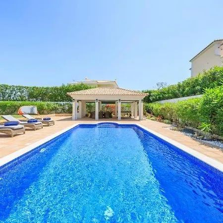 Ferrarias Sleeps 10 Pool Wifi Villa Ferrarias (Loule)
