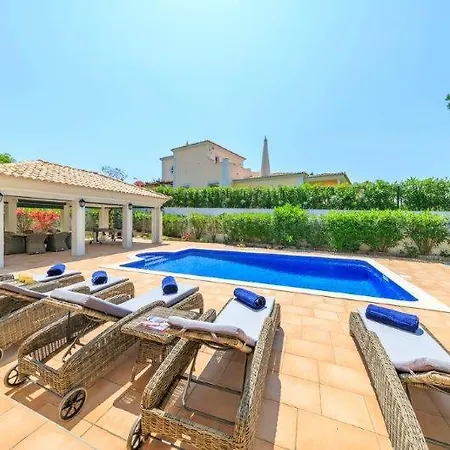 Villa Ferrarias Sleeps 10 Pool Wifi Ferrarias (Loule)